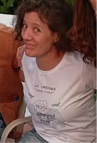 Carolina Arellano sonriendo